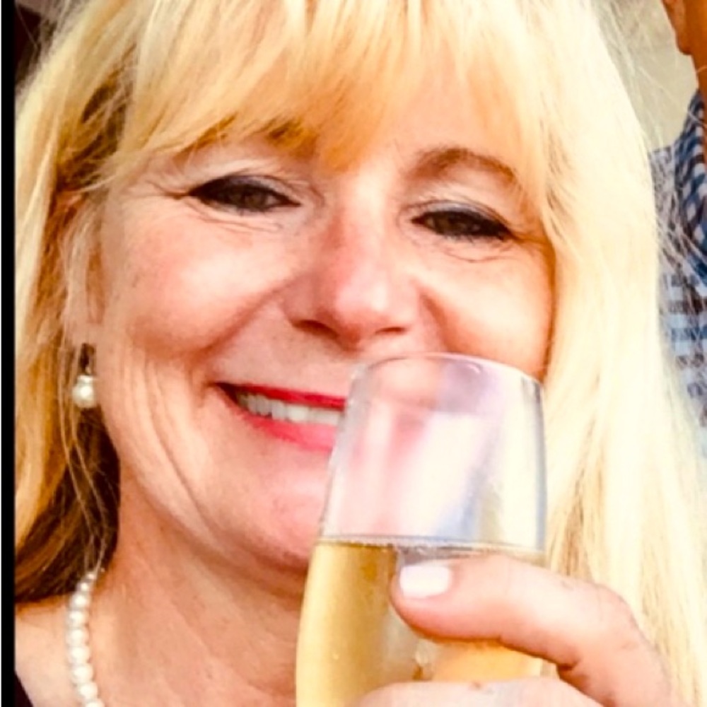 Meet your Posher, Rhonda